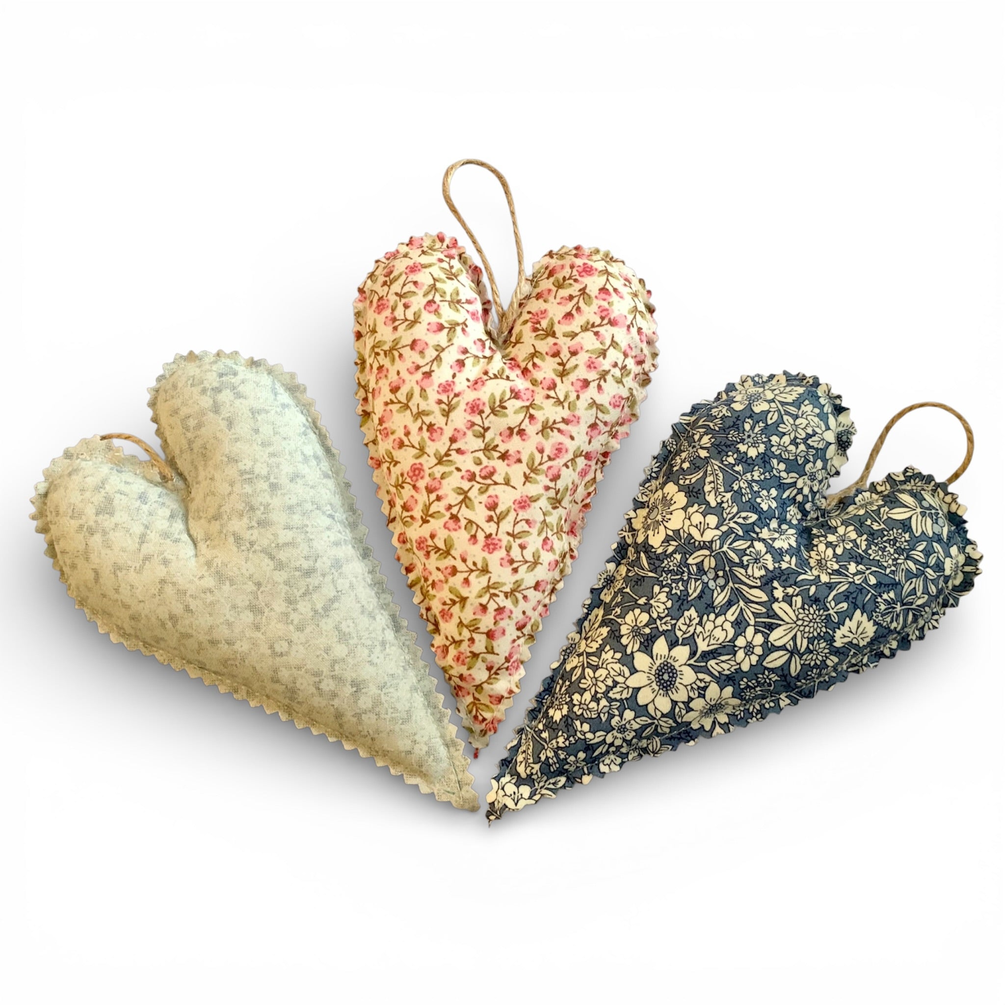 'Amélie' Hanging Heart Trio - Set of 3