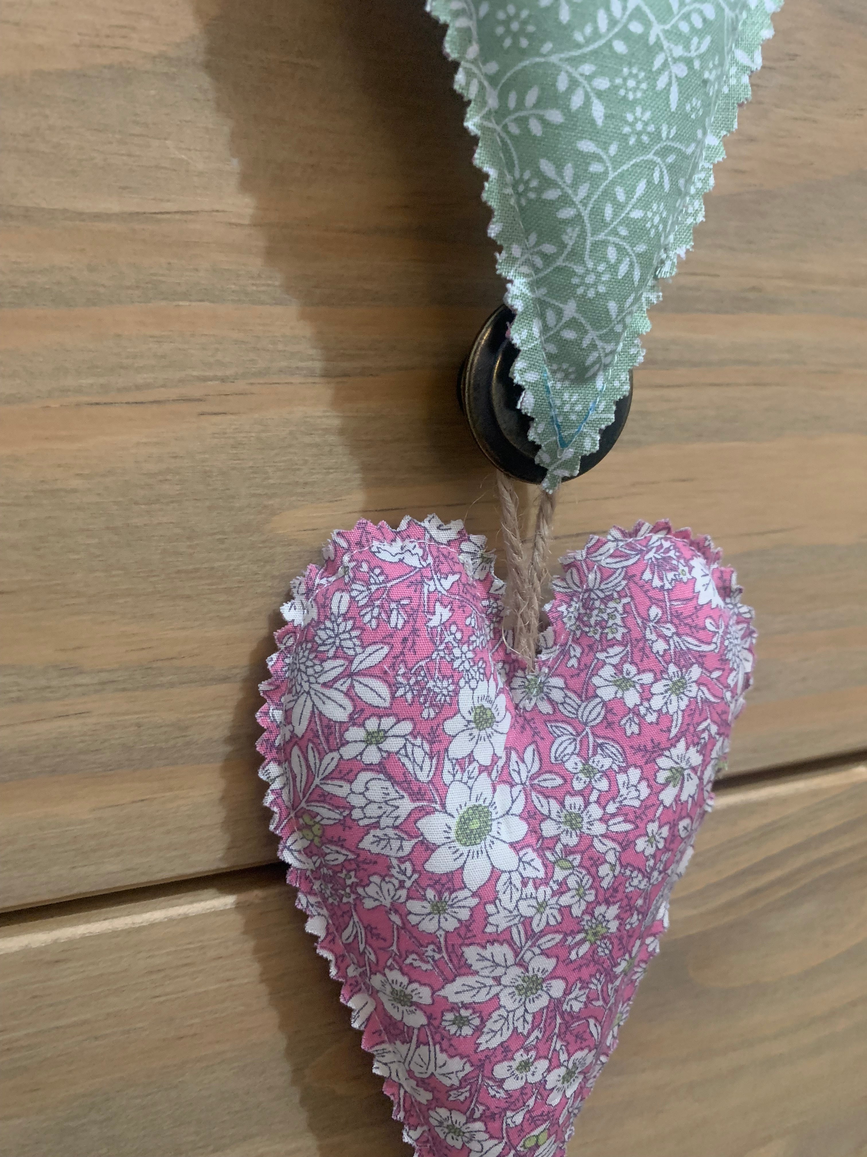 'Noémie' Hanging Heart Trio - Set of 3