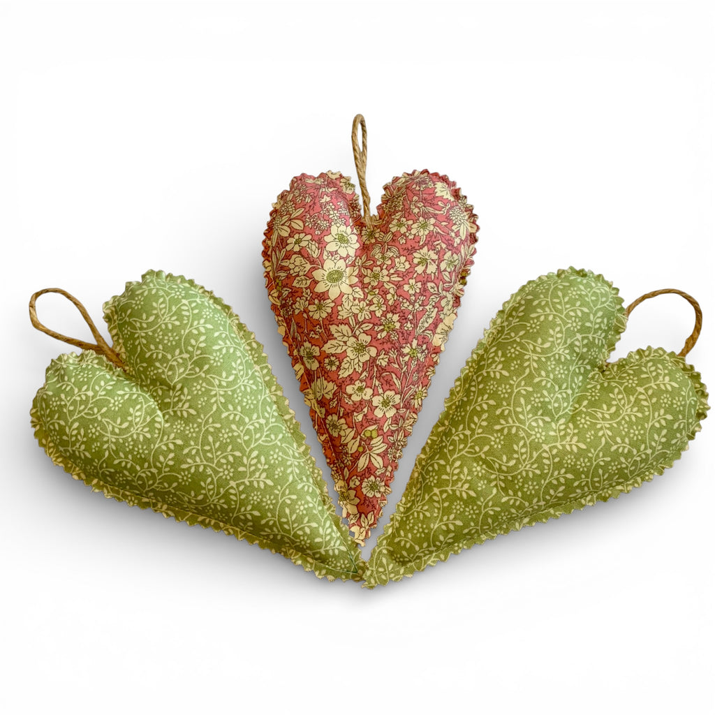 'Noémie' Hanging Heart Trio - Set of 3