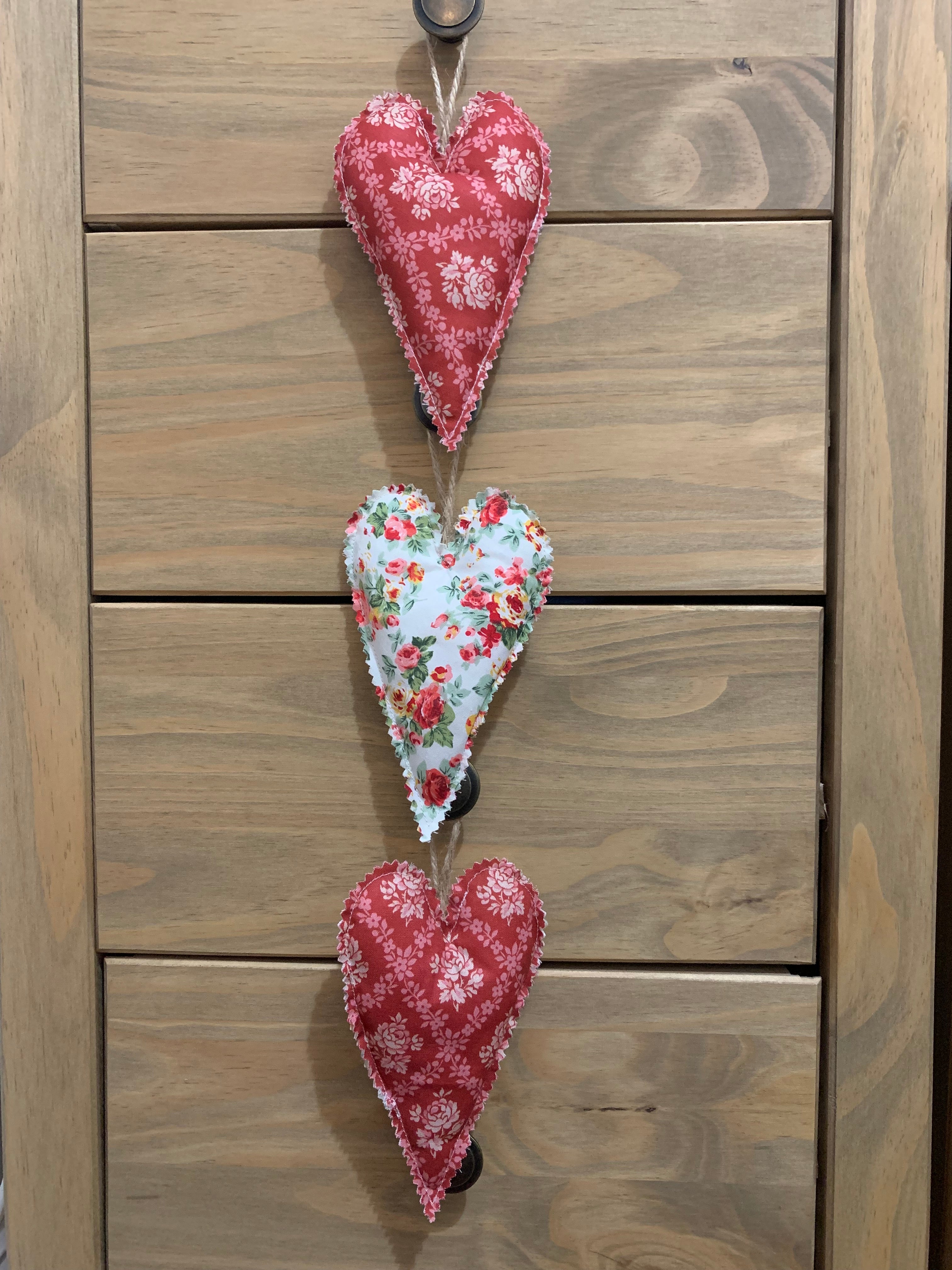 'Elodie' Hanging Heart Trio - Set of 3