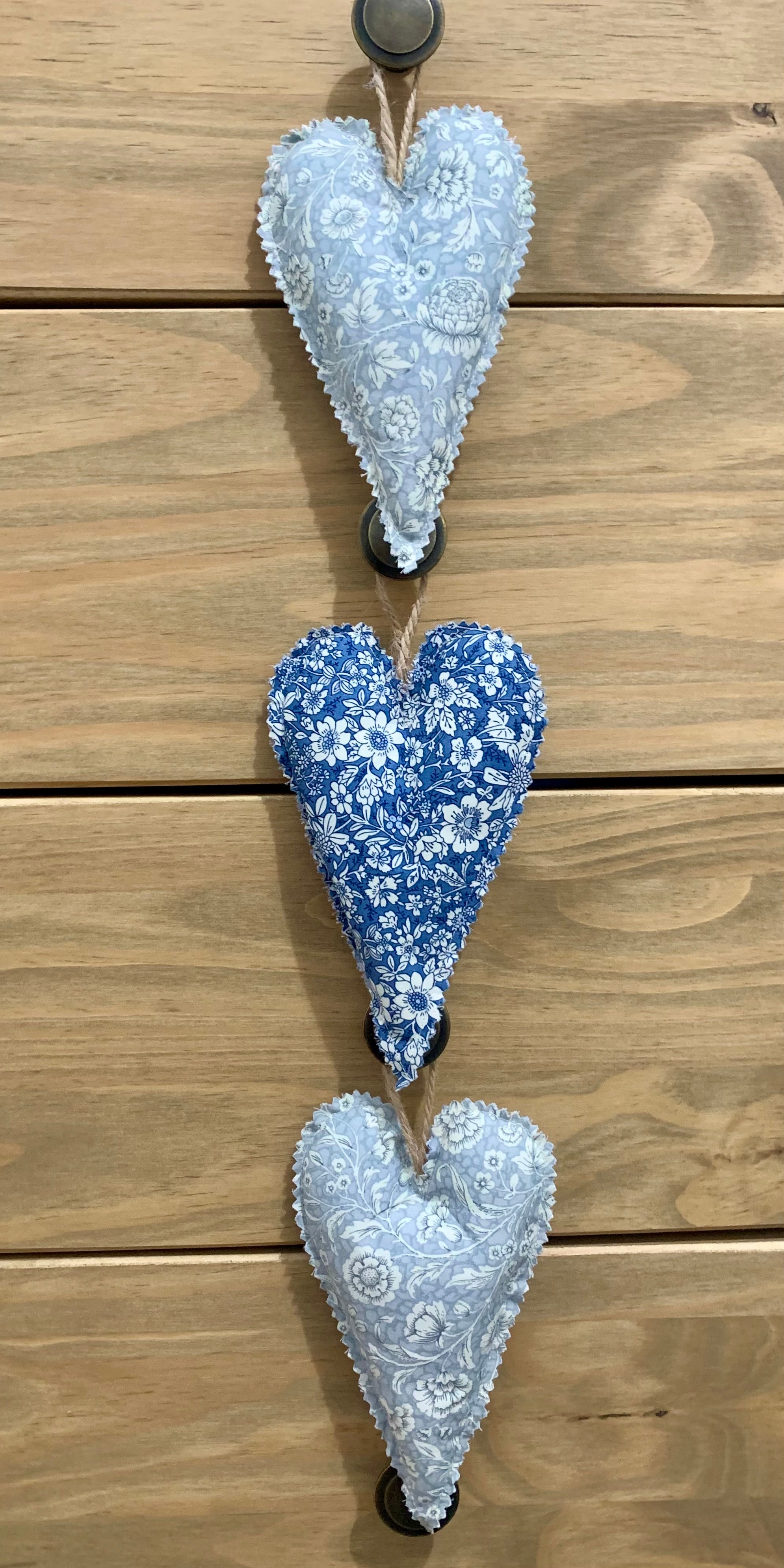 'Inès' Hanging Heart Trio - Set of 3