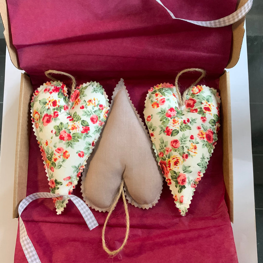 'Brigitte' Hanging Heart Trio - Set of 3