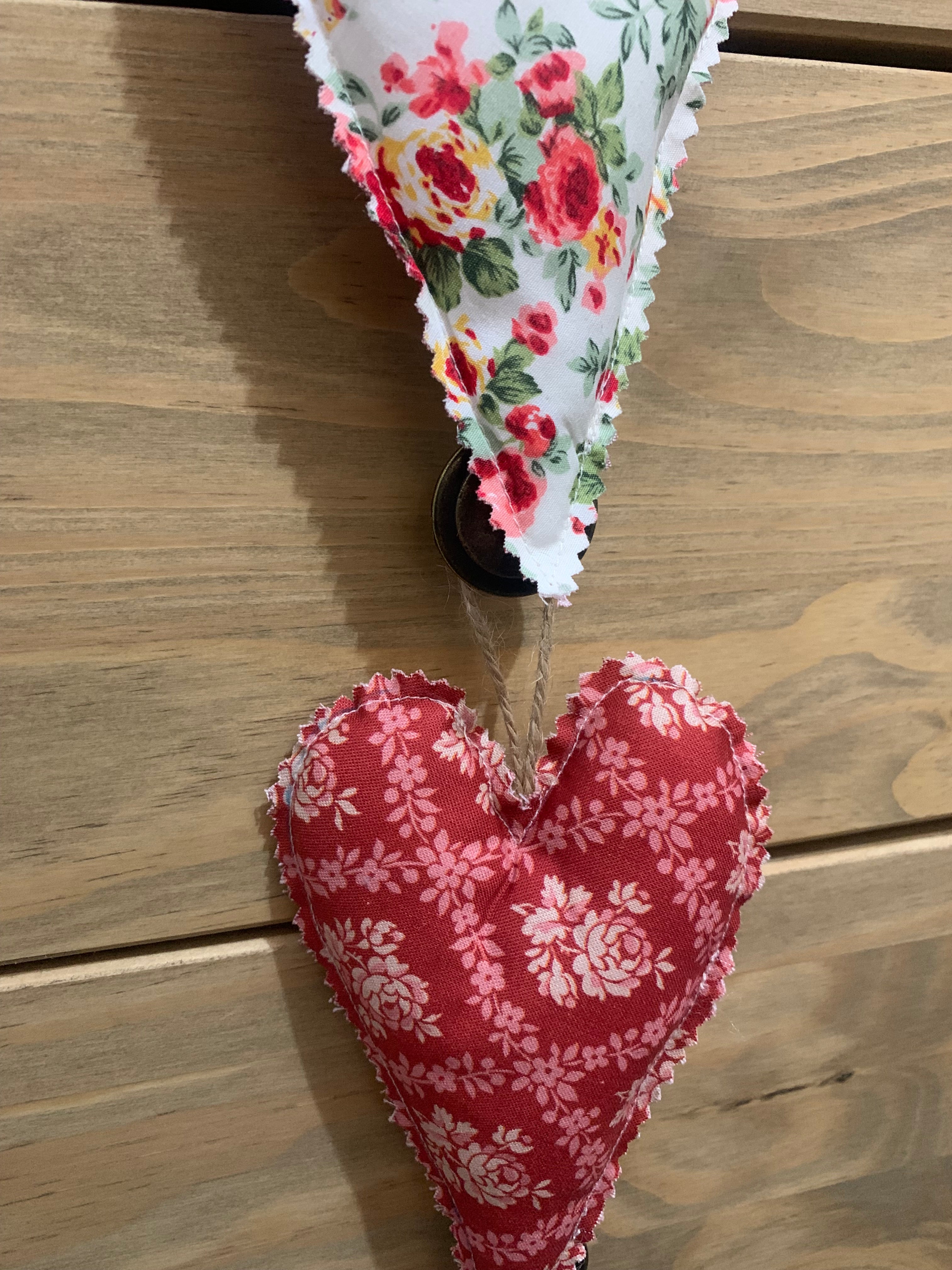 'Claire' Hanging Heart Trio - Set of 3