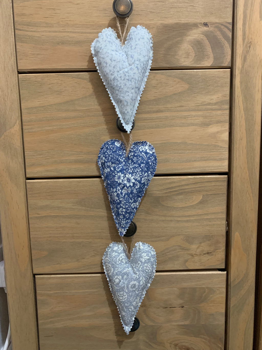 'Delphine' Hanging Heart Trio - Set of 3