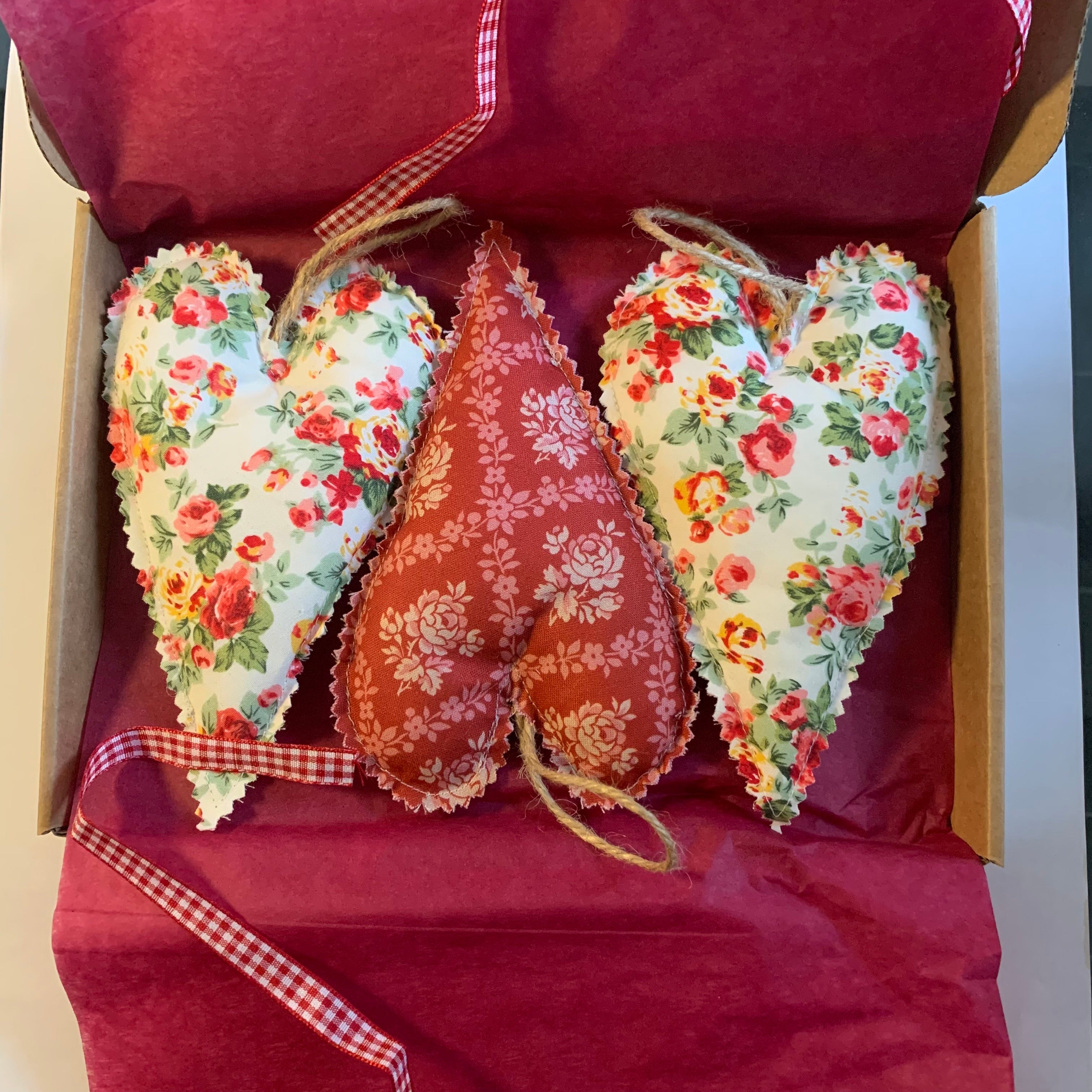 'Elodie' Hanging Heart Trio - Set of 3