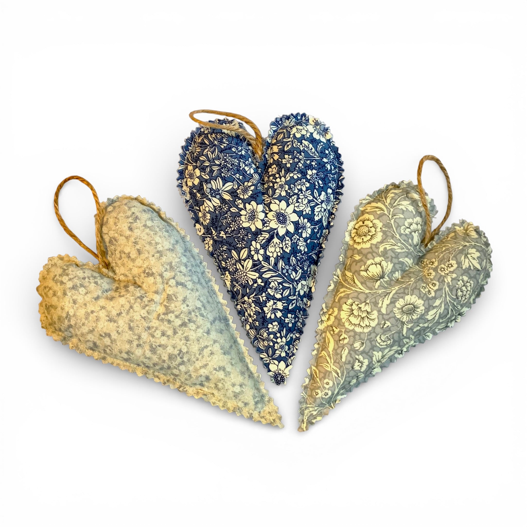 'Delphine' Hanging Heart Trio - Set of 3