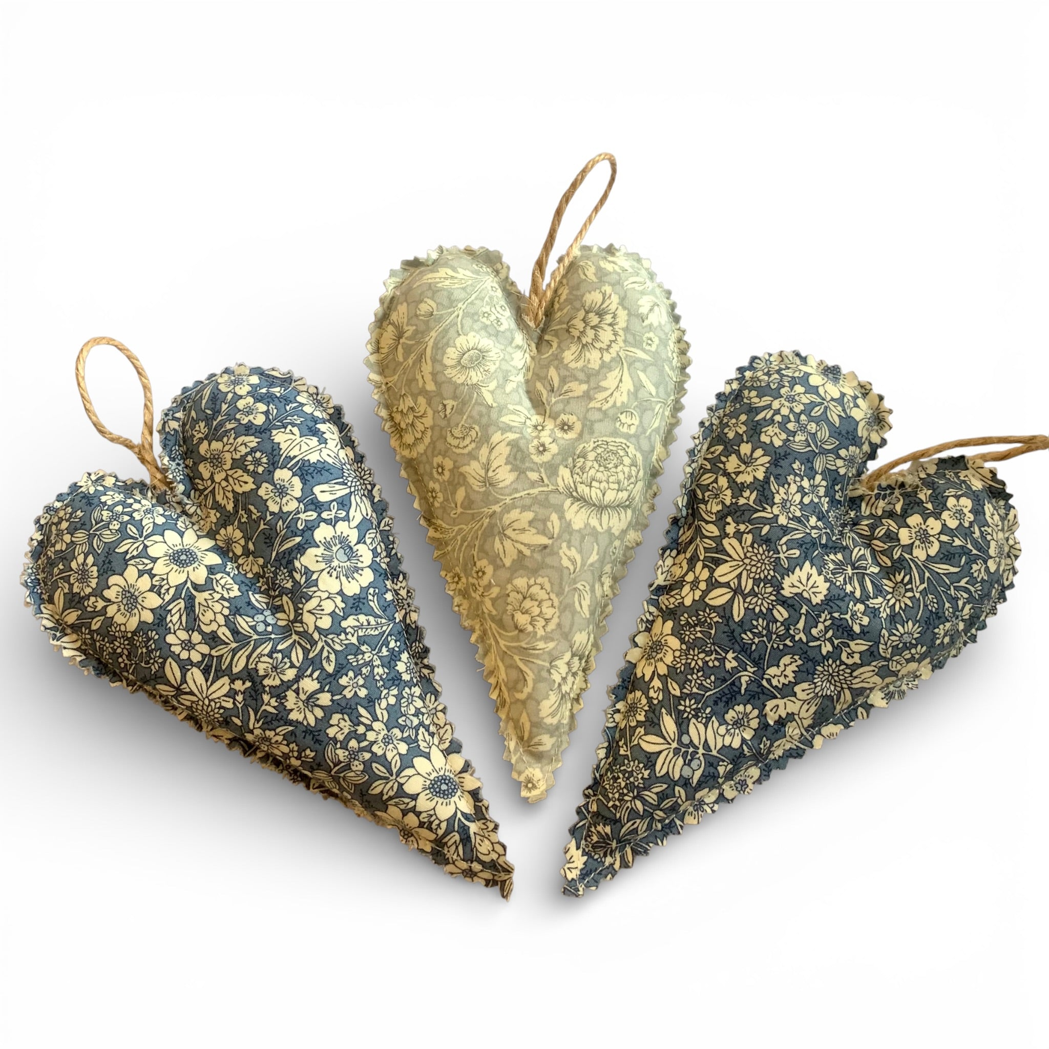 'Inès' Hanging Heart Trio - Set of 3