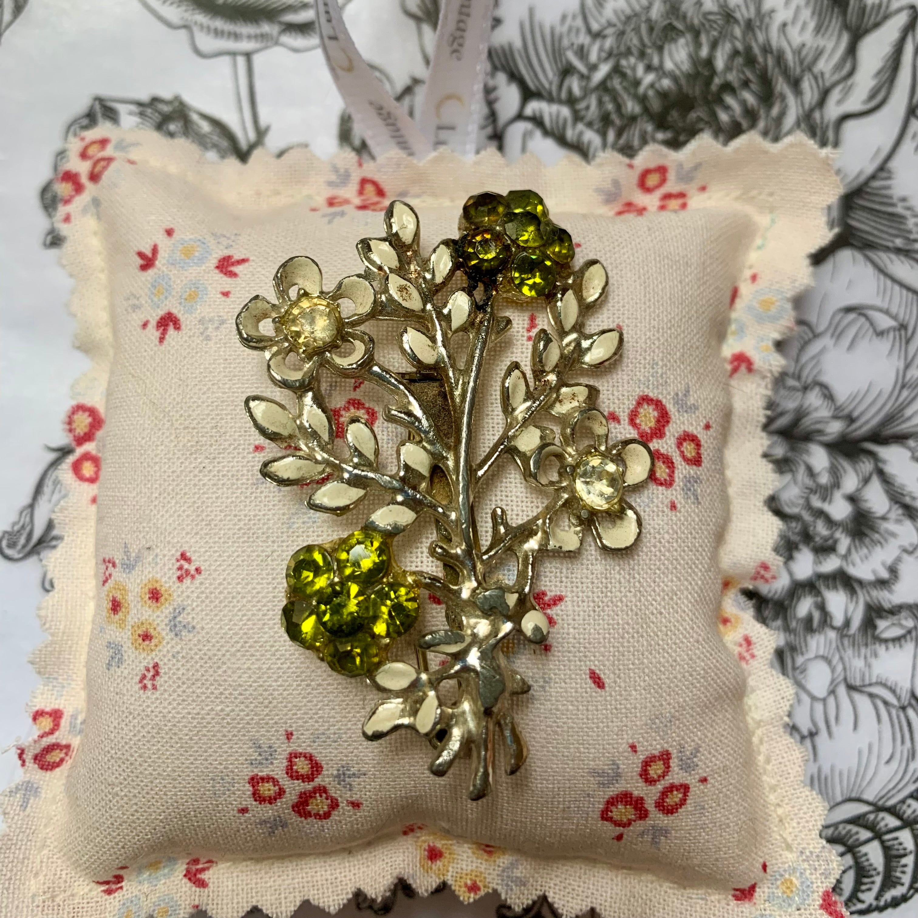 Vintage 1950s Silver Tone Floral Spray Brooch, White Enamel Leaves & Peridot Green Rhinestone Pin, Includes Floral Fabric Gift Pillow