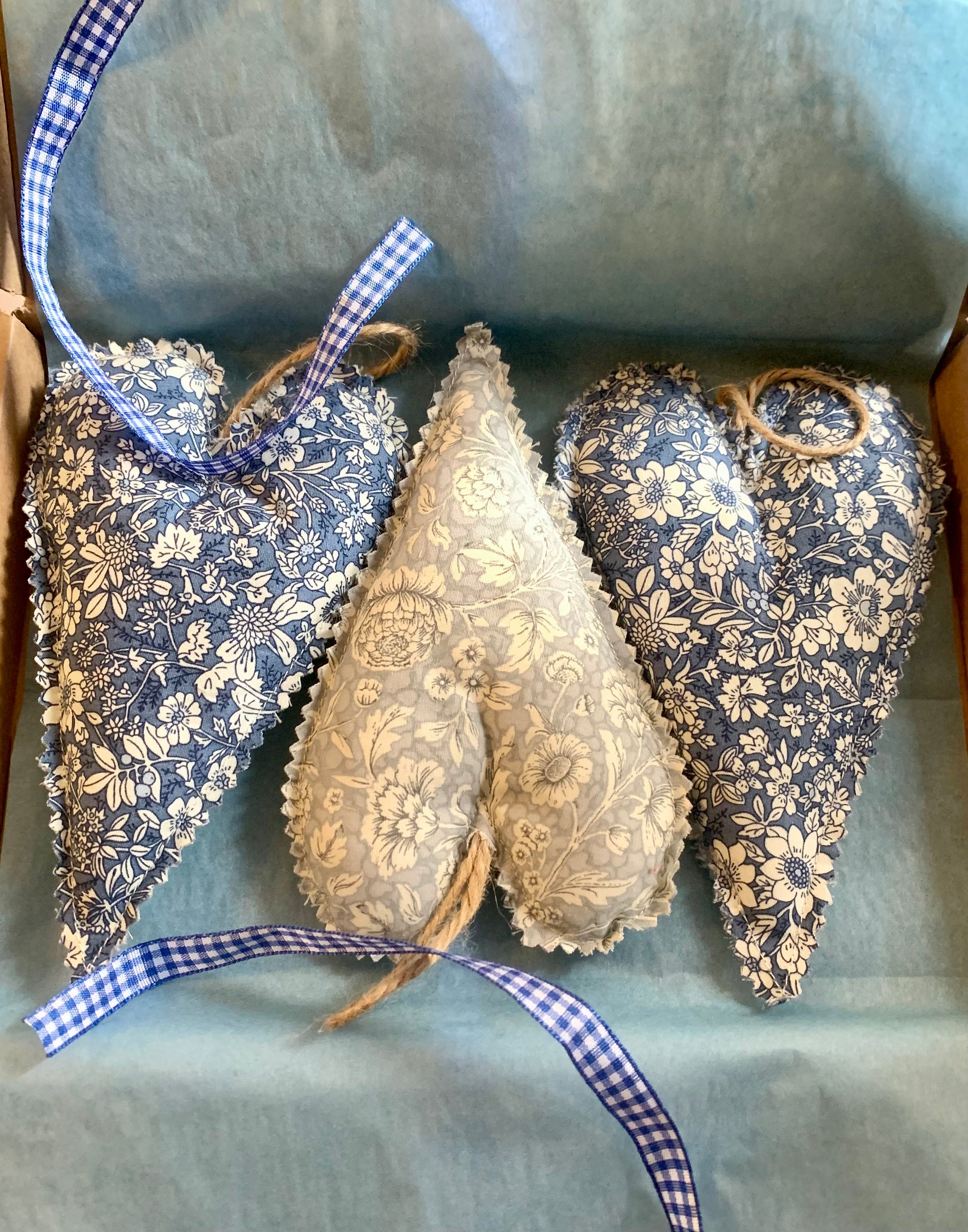 'Inès' Hanging Heart Trio - Set of 3