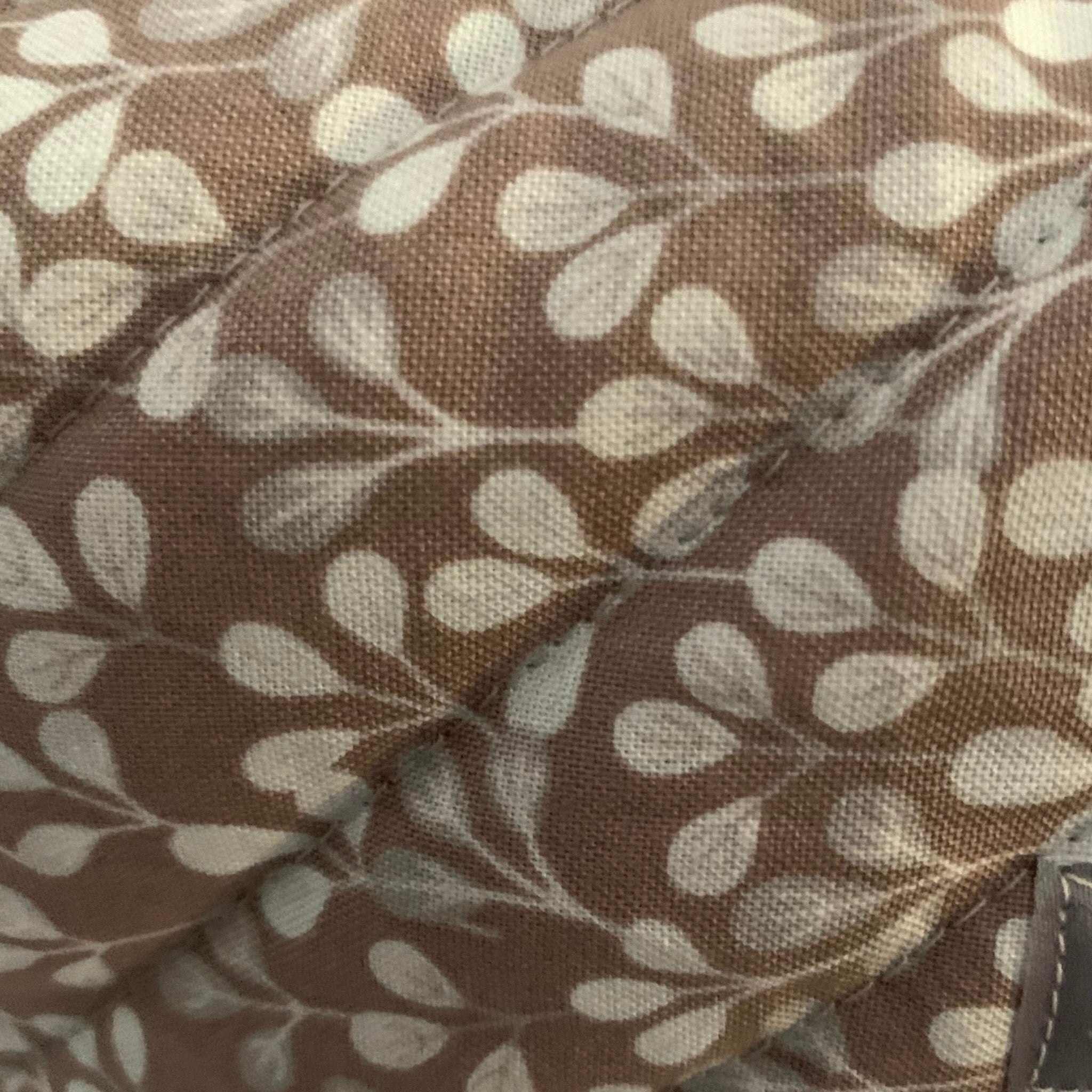 The Everyday Case - Medium - Soft Taupe Floral Quilted Makeup Bag / Boxy Zip Pouch